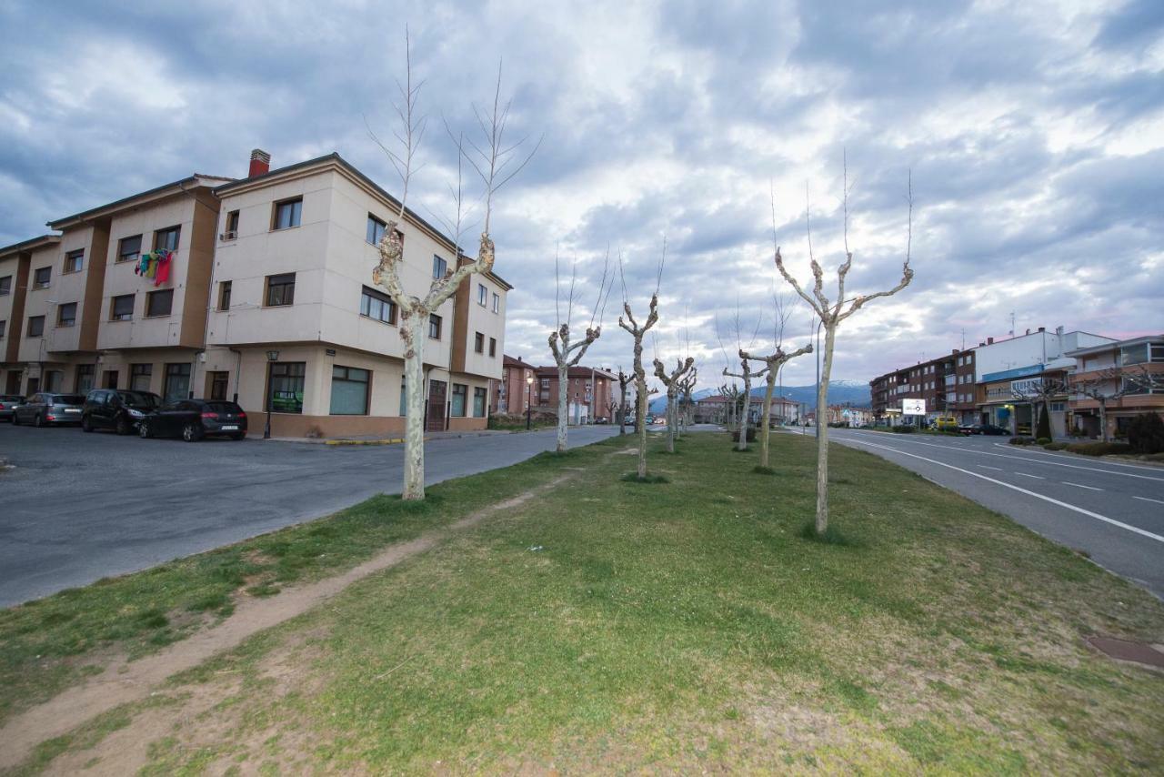 Vut Los Recuerdos De Sandra Apartment El Barco de Ávila Екстериор снимка